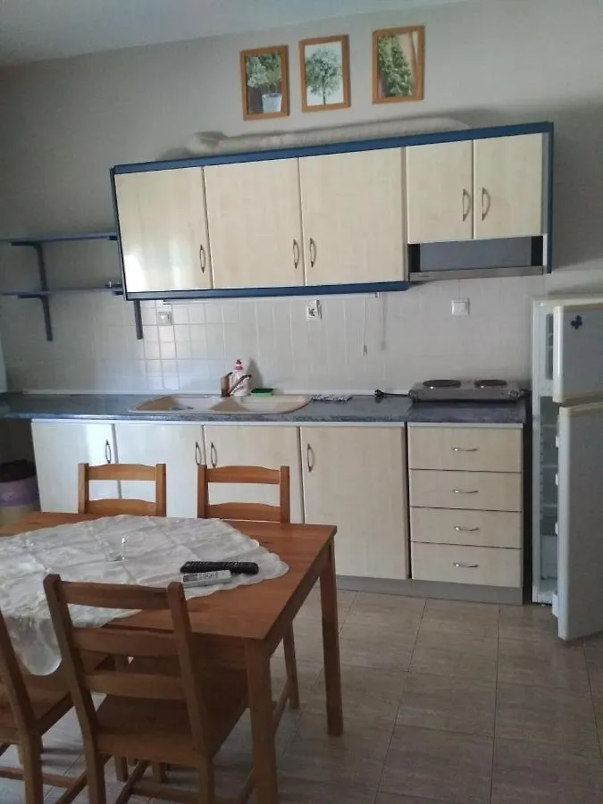 Hajni Apartman Aparthotel Sarti