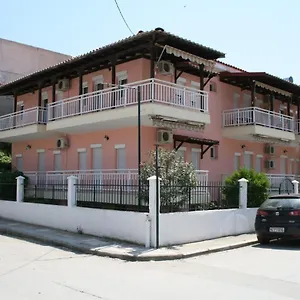 Ξενοδοχείο με διαμερίσματα Center, Σάρτη