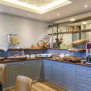 Athos Thea Luxury Sarti